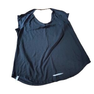 Under Armour Women's Black Muscle Tee - Size XL
